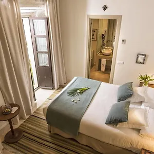 **** Hotel Balcón De España